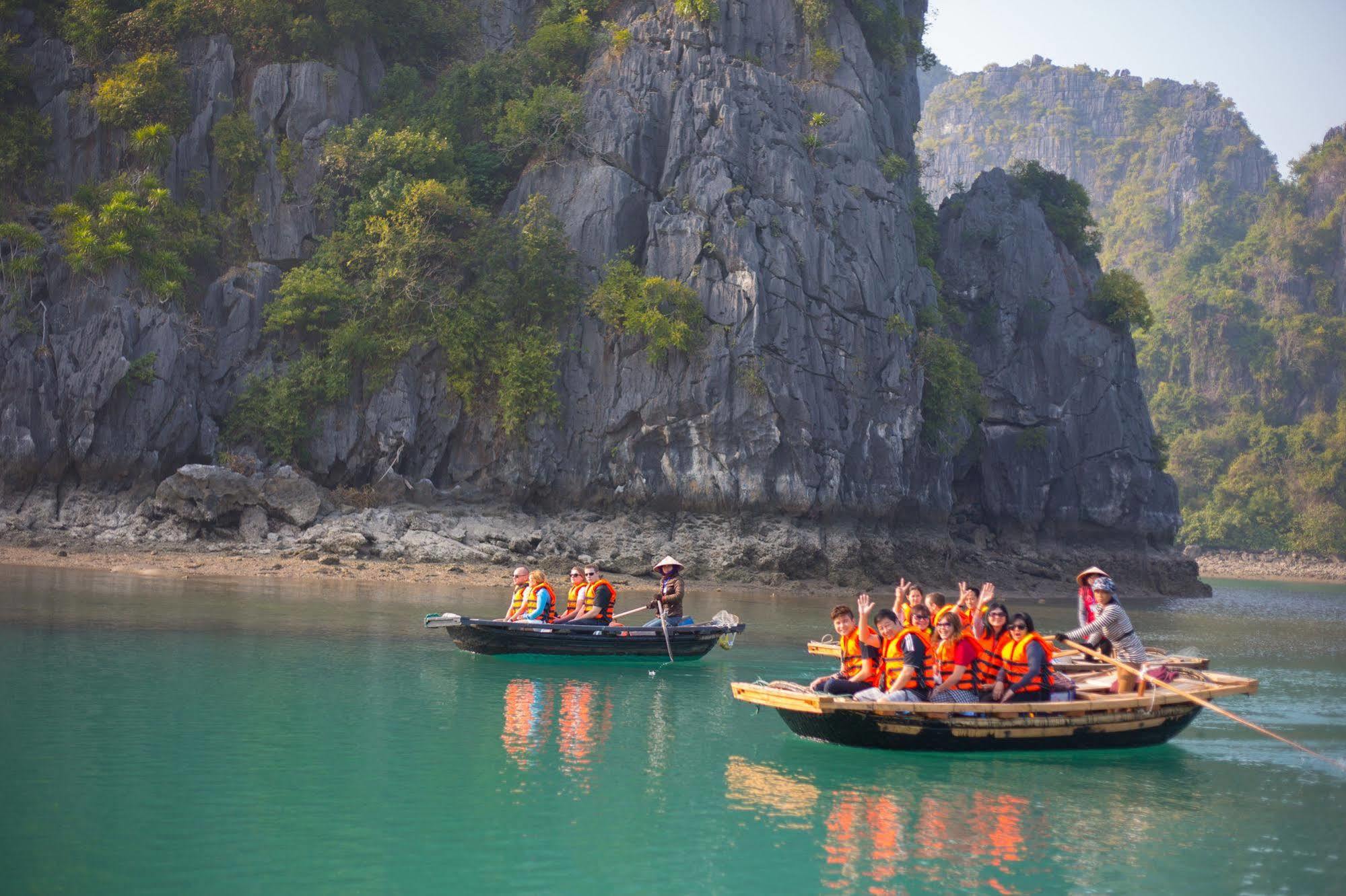 Flamingo Luxury Cruises Hotel Ha Long Exterior foto