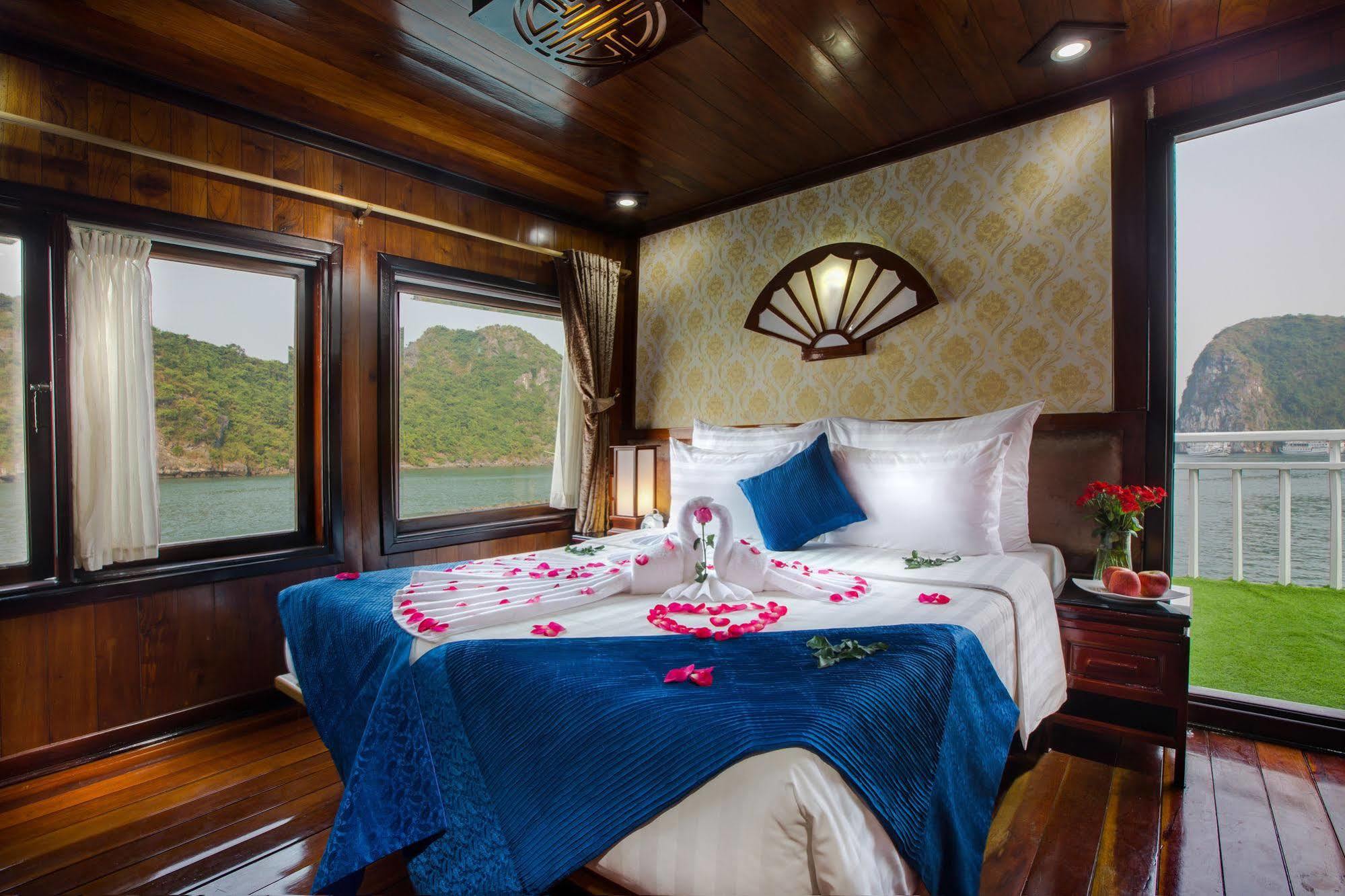 Flamingo Luxury Cruises Hotel Ha Long Exterior foto