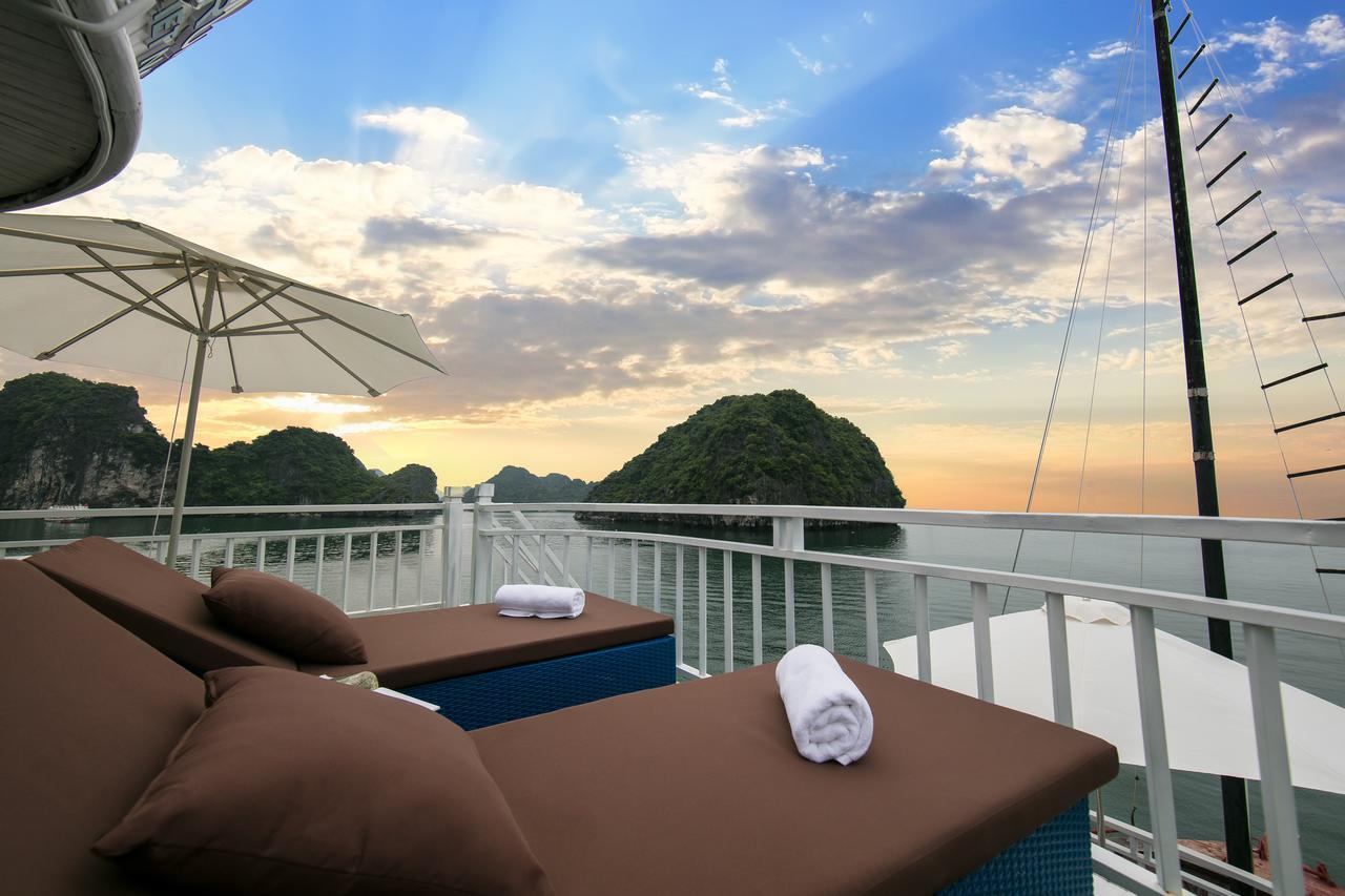 Flamingo Luxury Cruises Hotel Ha Long Exterior foto