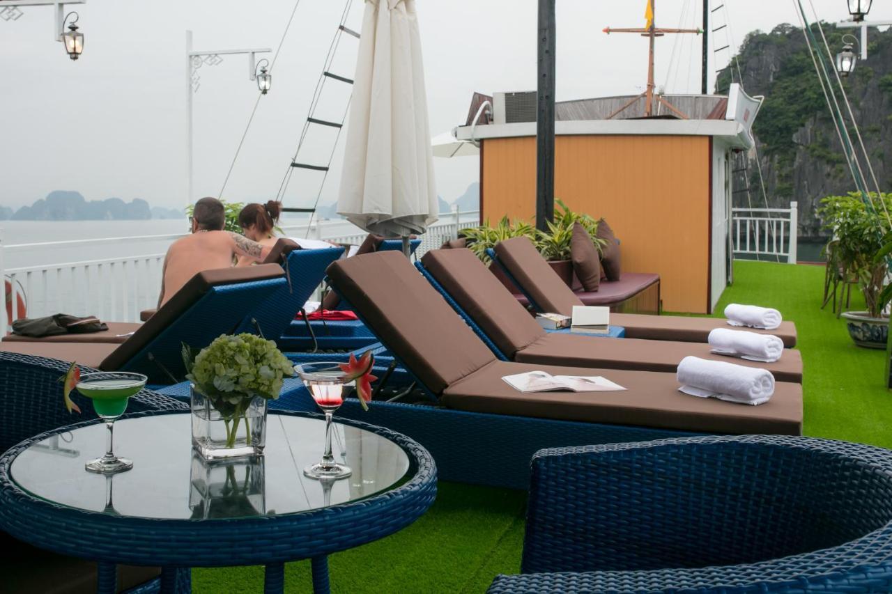 Flamingo Luxury Cruises Hotel Ha Long Exterior foto