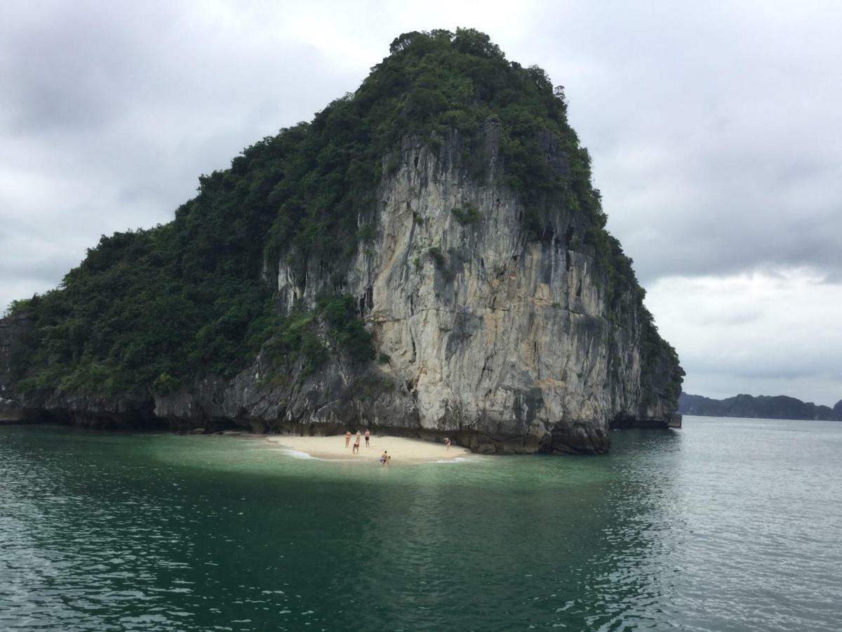 Flamingo Luxury Cruises Hotel Ha Long Exterior foto