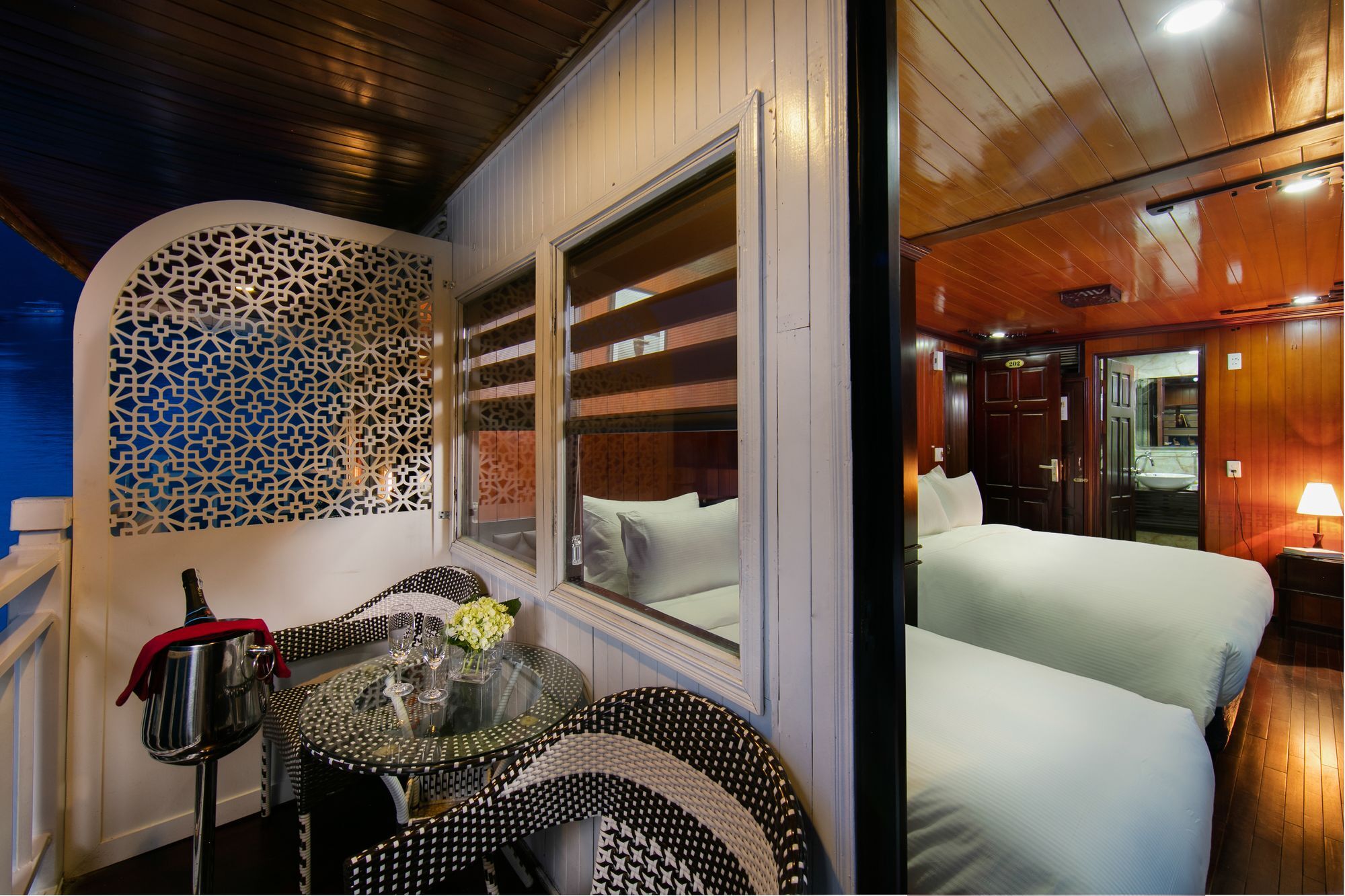 Flamingo Luxury Cruises Hotel Ha Long Exterior foto